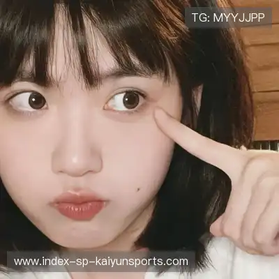 杜严谦