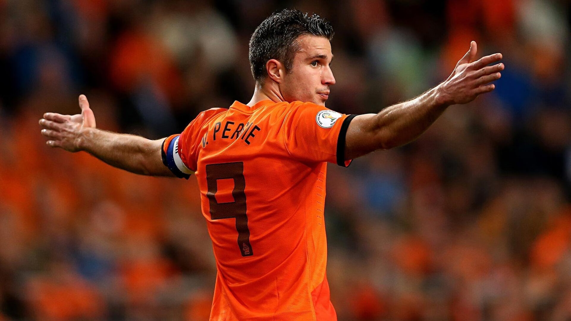 新一代电竞装备面市，助力玩家迈向巅峰，中国电竞的新一代