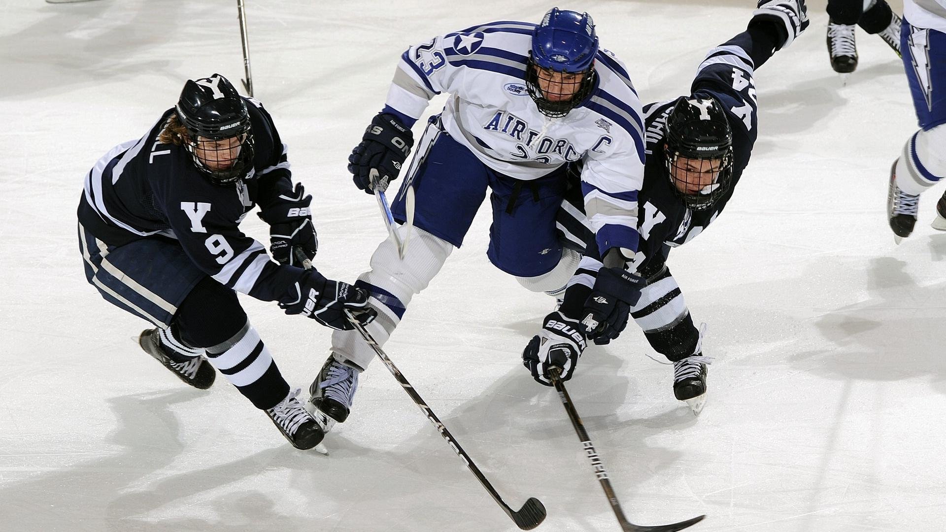 特色足球文化街区在多个城市落地，推动城市文化繁荣，足球文化馆
